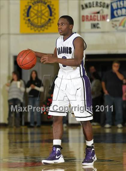 Thumbnail 3 in Newark Memorial vs. Sacramento (G.I.B.T.) photogallery.