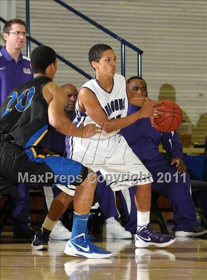 Thumbnail 1 in Newark Memorial vs. Sacramento (G.I.B.T.) photogallery.