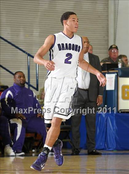 Thumbnail 1 in Newark Memorial vs. Sacramento (G.I.B.T.) photogallery.
