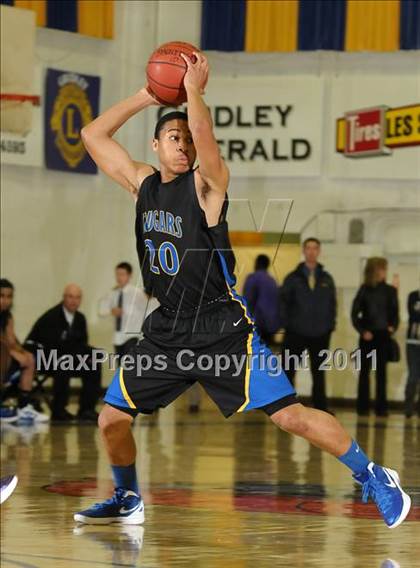 Thumbnail 3 in Newark Memorial vs. Sacramento (G.I.B.T.) photogallery.