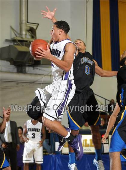 Thumbnail 2 in Newark Memorial vs. Sacramento (G.I.B.T.) photogallery.