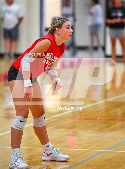 Thumbnail 2 in Columbus vs Bellville (Scrimmage) photogallery.