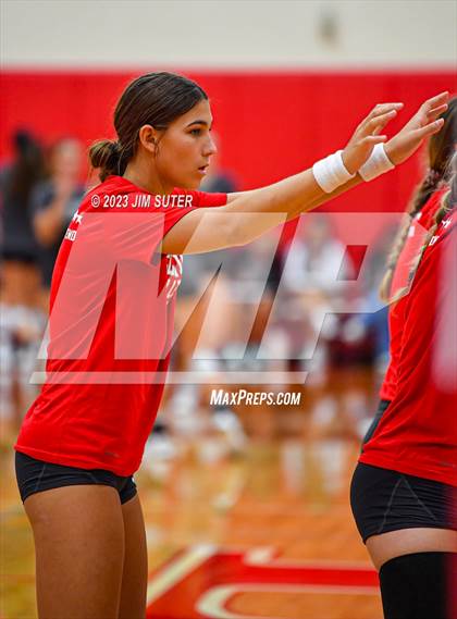 Thumbnail 1 in Columbus vs Bellville (Scrimmage) photogallery.