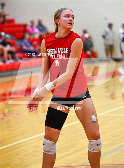 Thumbnail 3 in Columbus vs Bellville (Scrimmage) photogallery.