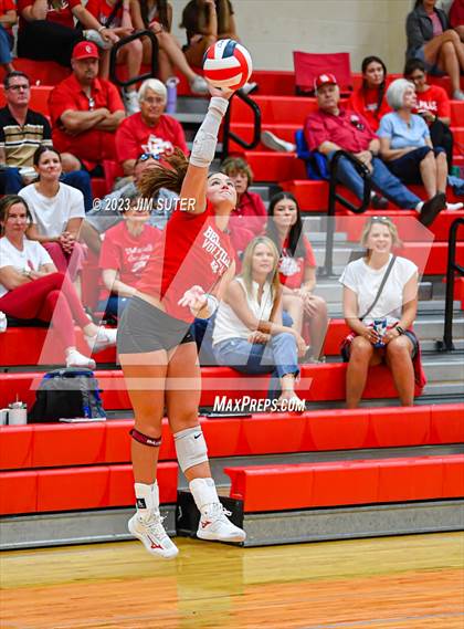Thumbnail 2 in Columbus vs Bellville (Scrimmage) photogallery.