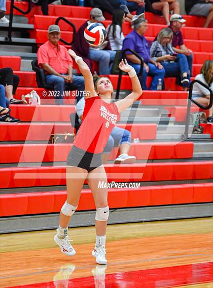 Thumbnail 1 in Columbus vs Bellville (Scrimmage) photogallery.