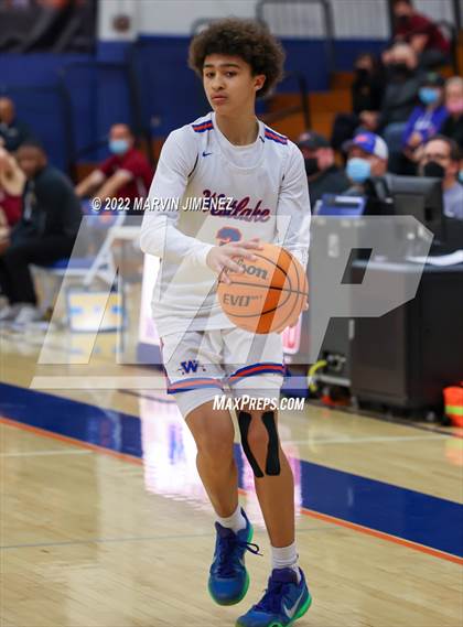 Thumbnail 3 in Westlake vs Oaks Christian photogallery.