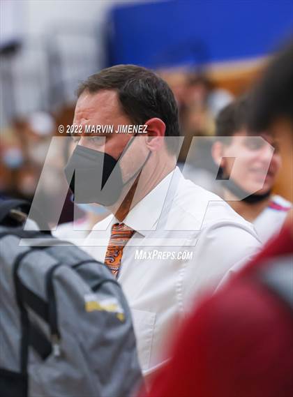 Thumbnail 3 in Westlake vs Oaks Christian photogallery.