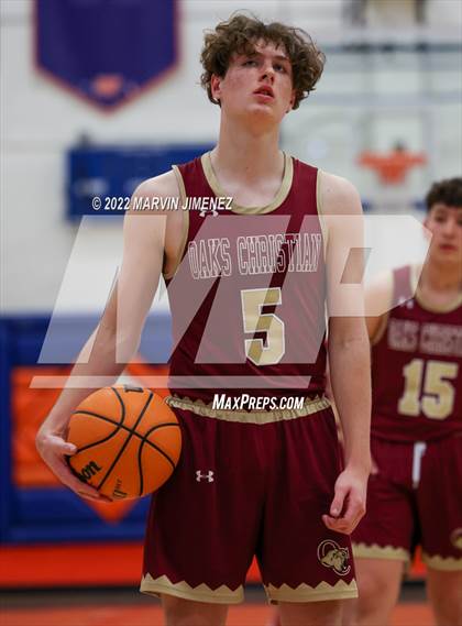 Thumbnail 1 in Westlake vs Oaks Christian photogallery.