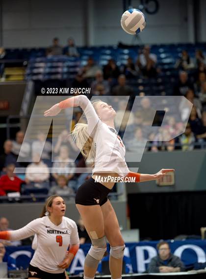 Thumbnail 3 in Forest Hills Northern vs. Northville (MHSAA Division 1 Semifinal) photogallery.