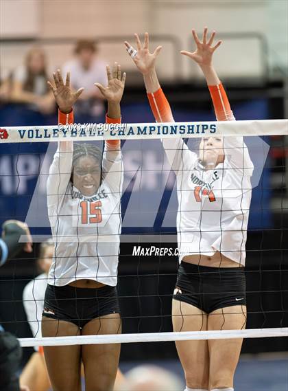 Thumbnail 2 in Forest Hills Northern vs. Northville (MHSAA Division 1 Semifinal) photogallery.
