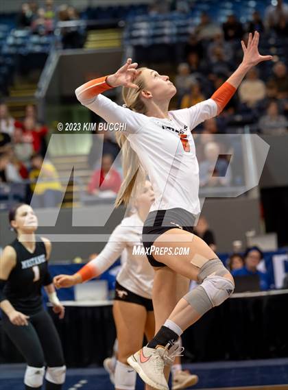 Thumbnail 2 in Forest Hills Northern vs. Northville (MHSAA Division 1 Semifinal) photogallery.