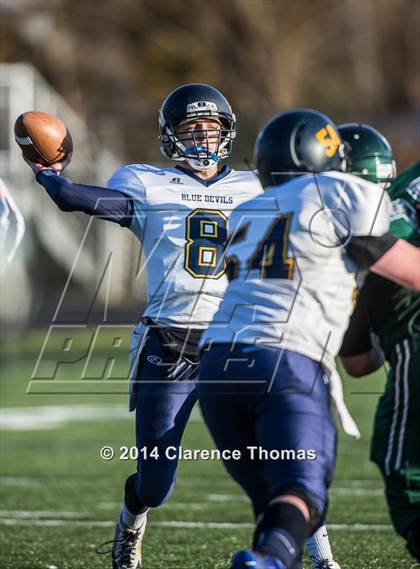Thumbnail 2 in Culpeper County vs Loudoun County (VHSL 3A Playoff) photogallery.