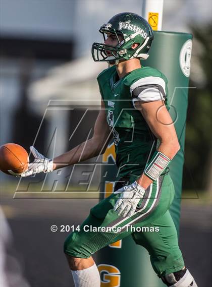 Thumbnail 1 in Culpeper County vs Loudoun County (VHSL 3A Playoff) photogallery.