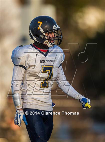 Thumbnail 1 in Culpeper County vs Loudoun County (VHSL 3A Playoff) photogallery.