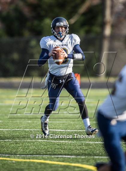 Thumbnail 2 in Culpeper County vs Loudoun County (VHSL 3A Playoff) photogallery.