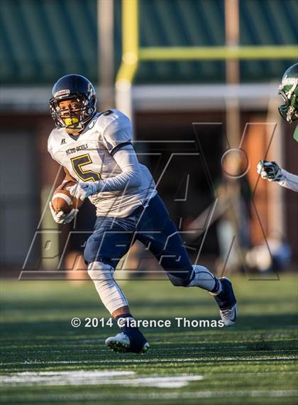 Thumbnail 3 in Culpeper County vs Loudoun County (VHSL 3A Playoff) photogallery.
