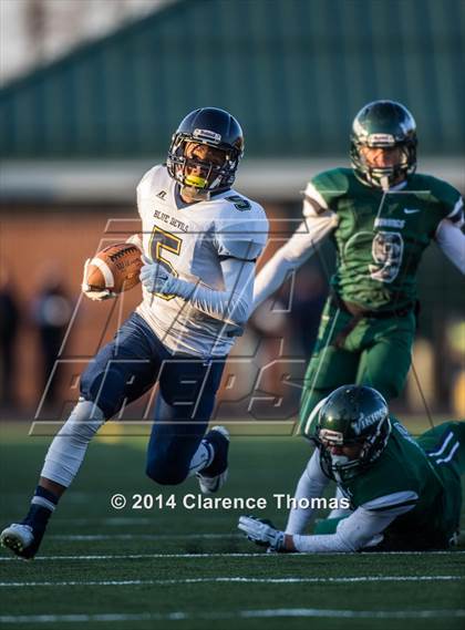 Thumbnail 3 in Culpeper County vs Loudoun County (VHSL 3A Playoff) photogallery.