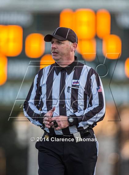 Thumbnail 1 in Culpeper County vs Loudoun County (VHSL 3A Playoff) photogallery.