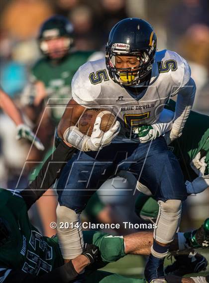 Thumbnail 1 in Culpeper County vs Loudoun County (VHSL 3A Playoff) photogallery.