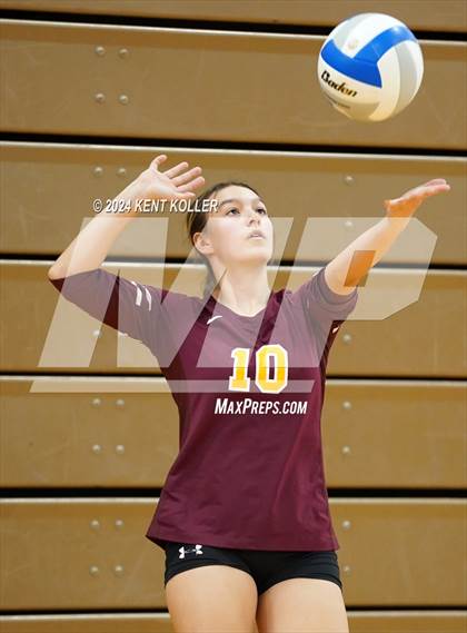 Thumbnail 2 in Armada vs. Reese (Almont Tournament) photogallery.