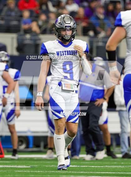 Thumbnail 3 in Westbrook vs. Gordon (UIL 1A D1 Football Final) photogallery.