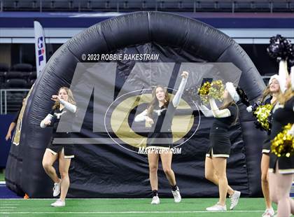 Thumbnail 2 in Westbrook vs. Gordon (UIL 1A D1 Football Final) photogallery.