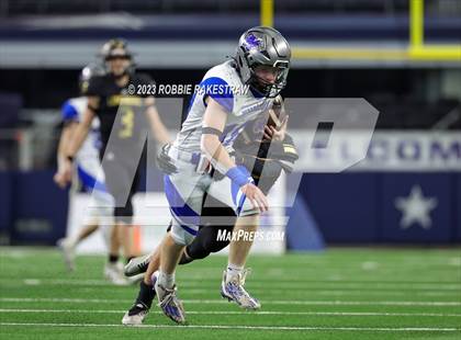 Thumbnail 2 in Westbrook vs. Gordon (UIL 1A D1 Football Final) photogallery.
