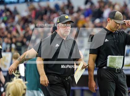 Thumbnail 2 in Westbrook vs. Gordon (UIL 1A D1 Football Final) photogallery.