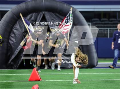Thumbnail 2 in Westbrook vs. Gordon (UIL 1A D1 Football Final) photogallery.