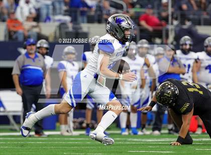 Thumbnail 2 in Westbrook vs. Gordon (UIL 1A D1 Football Final) photogallery.