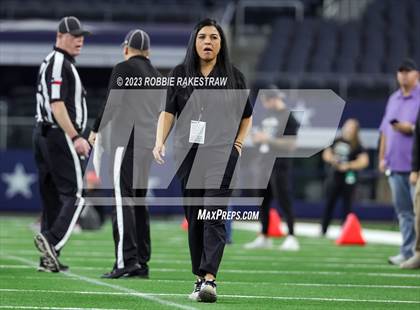 Thumbnail 2 in Westbrook vs. Gordon (UIL 1A D1 Football Final) photogallery.