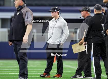 Thumbnail 2 in Westbrook vs. Gordon (UIL 1A D1 Football Final) photogallery.