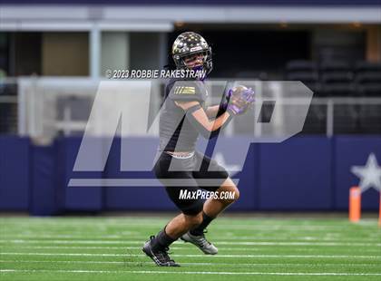 Thumbnail 3 in Westbrook vs. Gordon (UIL 1A D1 Football Final) photogallery.