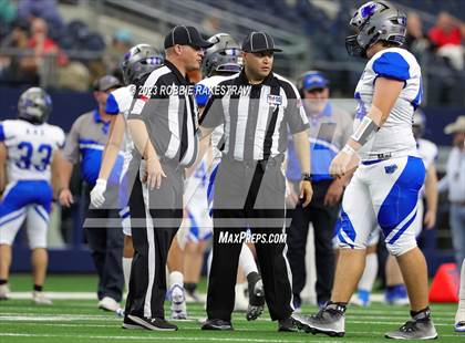 Thumbnail 2 in Westbrook vs. Gordon (UIL 1A D1 Football Final) photogallery.