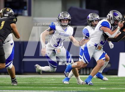 Thumbnail 2 in Westbrook vs. Gordon (UIL 1A D1 Football Final) photogallery.
