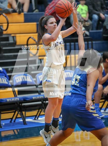 Thumbnail 3 in Shelbyville Central @ Wilson Central photogallery.