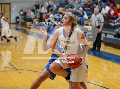 Thumbnail 3 in Shelbyville Central @ Wilson Central photogallery.