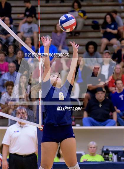 Thumbnail 2 in Churchill vs. O'Connor (UIL 6A Regional Quarterfinals) photogallery.