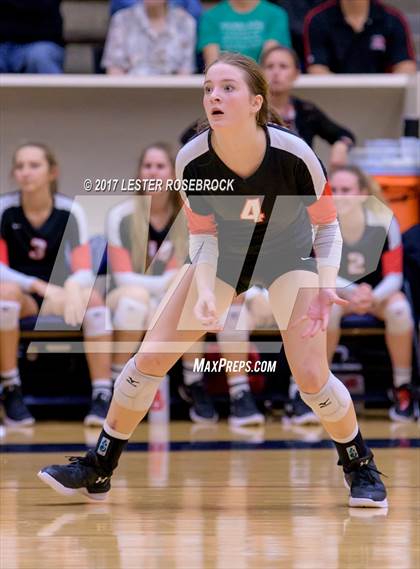 Thumbnail 2 in Churchill vs. O'Connor (UIL 6A Regional Quarterfinals) photogallery.