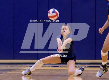 Thumbnail 2 in Churchill vs. O'Connor (UIL 6A Regional Quarterfinals) photogallery.