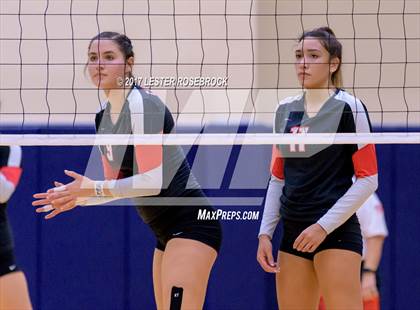 Thumbnail 3 in Churchill vs. O'Connor (UIL 6A Regional Quarterfinals) photogallery.