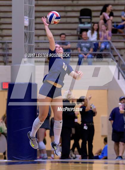 Thumbnail 2 in Churchill vs. O'Connor (UIL 6A Regional Quarterfinals) photogallery.