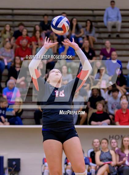 Thumbnail 2 in Churchill vs. O'Connor (UIL 6A Regional Quarterfinals) photogallery.