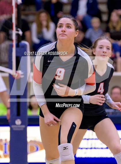 Thumbnail 2 in Churchill vs. O'Connor (UIL 6A Regional Quarterfinals) photogallery.