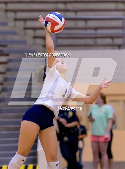 Thumbnail 2 in Churchill vs. O'Connor (UIL 6A Regional Quarterfinals) photogallery.