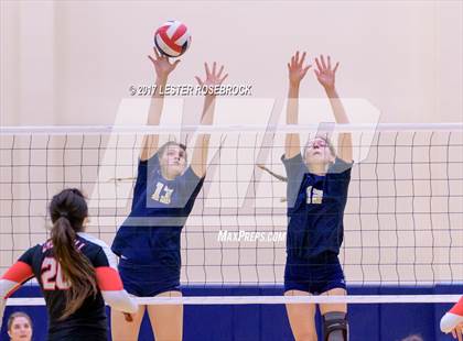 Thumbnail 3 in Churchill vs. O'Connor (UIL 6A Regional Quarterfinals) photogallery.