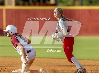 Thumbnail 3 in Winder-Barrow @ Lassiter (GHSA 6A 1st Round Playoff - Game 1) photogallery.