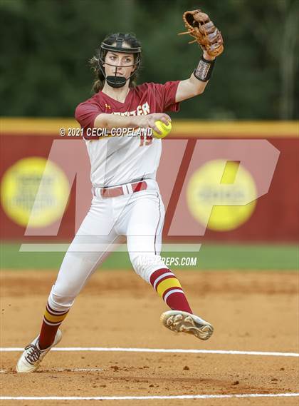 Thumbnail 1 in Winder-Barrow @ Lassiter (GHSA 6A 1st Round Playoff - Game 1) photogallery.