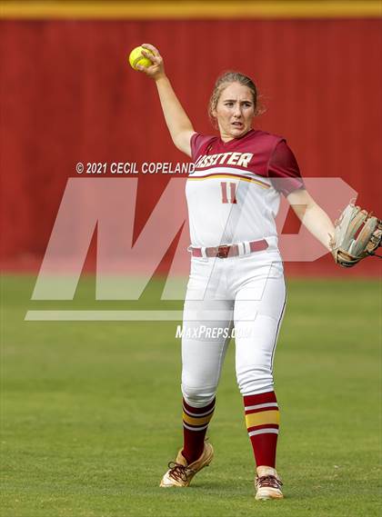 Thumbnail 3 in Winder-Barrow @ Lassiter (GHSA 6A 1st Round Playoff - Game 1) photogallery.